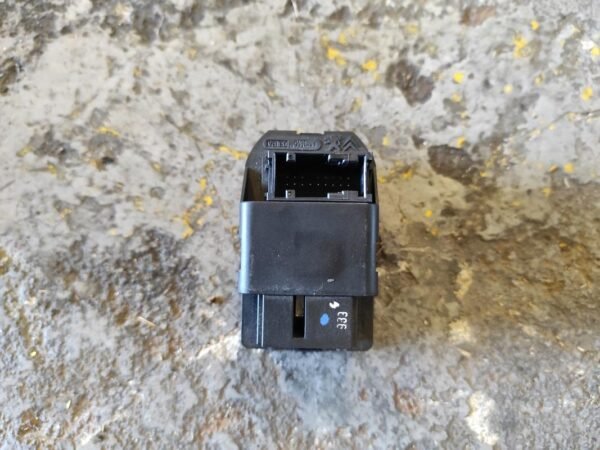 Mando elevalunas delantero izquierdo Fiat Scudo Furgón (220_) 2.0 JTD (109 cv) - Imagen 2