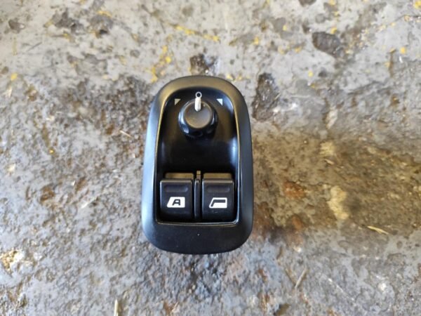 Mando elevalunas delantero izquierdo Fiat Scudo Furgón (220_) 2.0 JTD (109 cv)