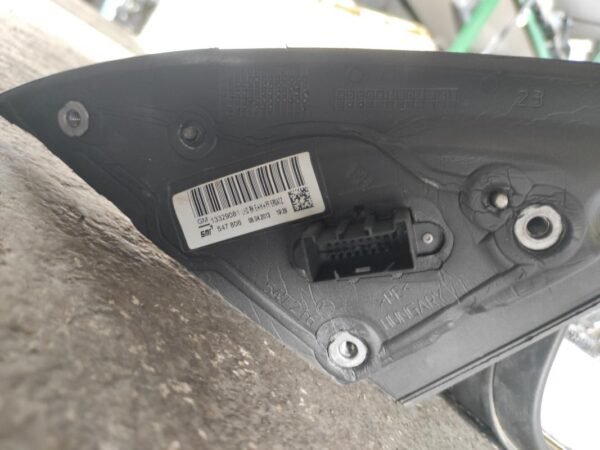 Retrovisor derecho Opel Insignia Hatchback 2.0 CDTI (131 cv) DPF - Imagen 3