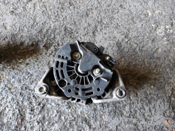 Alternador Opel Zafira A (T3000) 2.0 16V DTI (101 cv) - Imagen 3