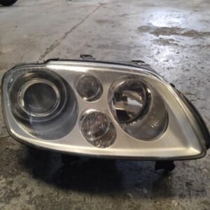 Faro derecho Volkswagen Touran I 2.0 TDI (140 cv) DSG