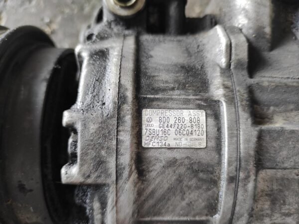 Compresor aire acondicionado Volkswagen Passat Variant (B5) 1.9 TDI (130 cv) - Imagen 4
