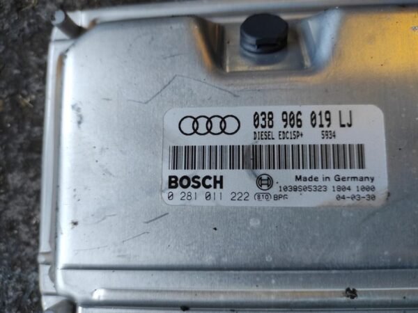 Centralita motor uce Audi A4 (B6 8E) 1.9 TDI (130 cv) - Imagen 2