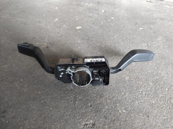 Mando luces Skoda Fabia II 1.2 i HTP (60 cv) - Imagen 2