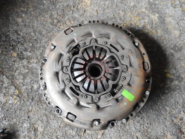 Kit embrague Toyota Auris I 2.0 D-4D (126 cv)