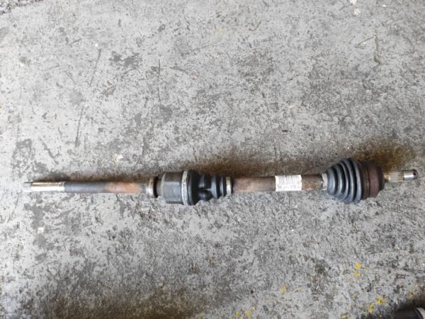Transmisión delantera derecha Citroen C4 I Hatchback (Fase I, 2004) 1.6 HDi 16V (90 cv)
