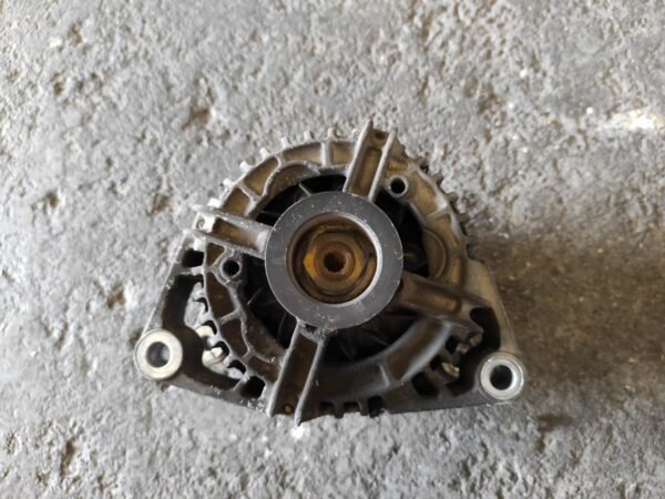 Alternador Opel Vectra B (Versión 1999) 2.2 DTI 16V (125 cv) - Imagen 2