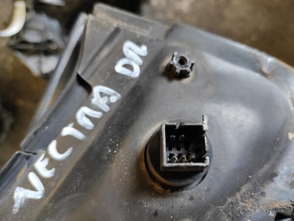 Retrovisor derecho Opel Vectra B (Versión 1999) 2.2 DTI 16V (125 cv) - Imagen 3