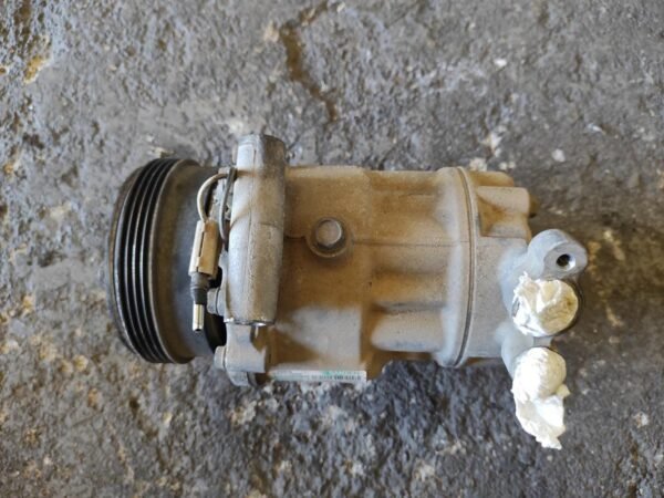 Compresor aire acondicionado Renault Clio II 1.2 i 16V (75 cv)