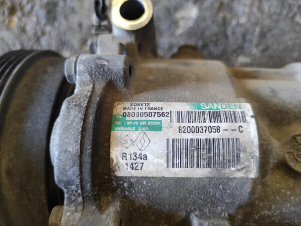 Compresor aire acondicionado Renault Clio II 1.2 i 16V (75 cv) - Imagen 4