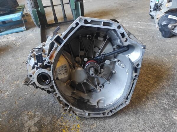 Caja cambios Renault Megane III Grandtour 1.5 dCi (110 cv) FAP - Imagen 2