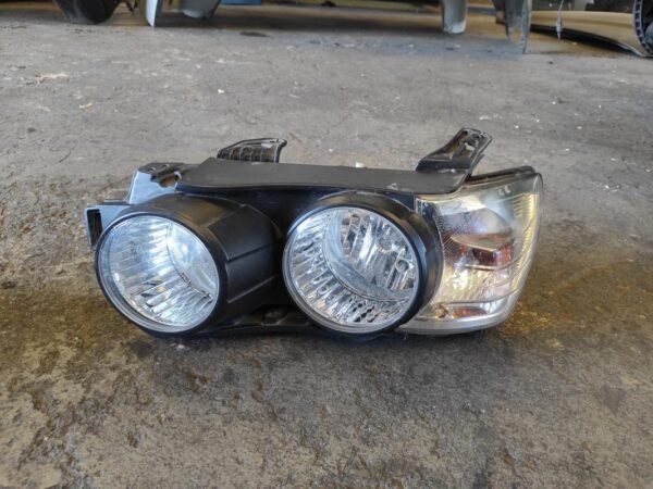 Faro izquierdo Chevrolet Aveo II Hatchback 1.4 16V (100 cv)
