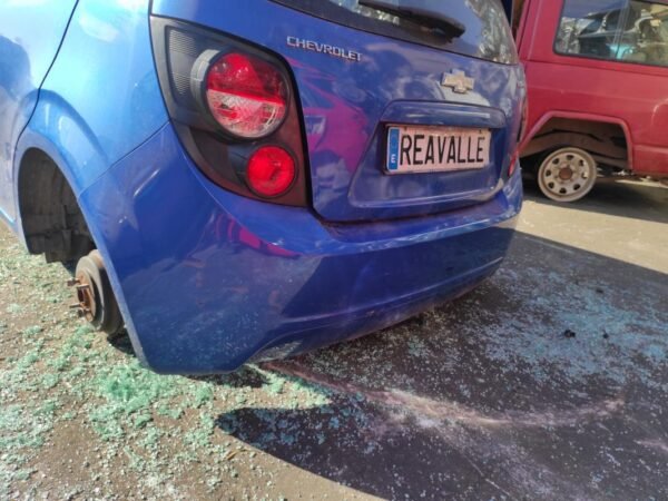 Paragolpe trasero Chevrolet Aveo II Hatchback 1.4 16V (100 cv) - Imagen 2