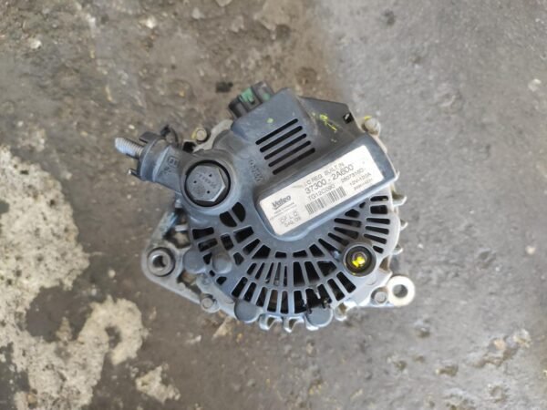 Alternador Kia Venga 1.4 CRDI 16V (90 cv) - Imagen 3