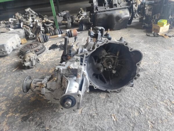 Caja cambios Hyundai Santa Fe I 2.0 CRDi 4WD (113 cv) - Imagen 2