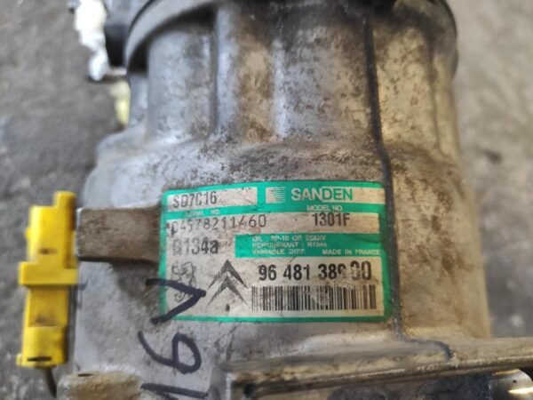 Compresor aire acondicionado Peugeot 407 2.0 HDi (136 cv) - Imagen 4