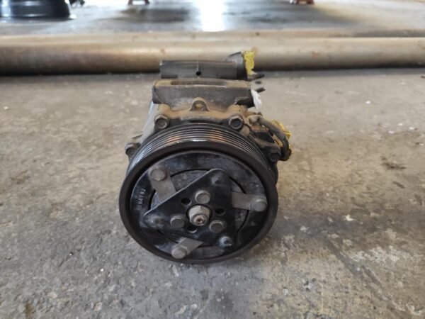 Compresor aire acondicionado Peugeot 407 2.0 HDi (136 cv) - Imagen 3