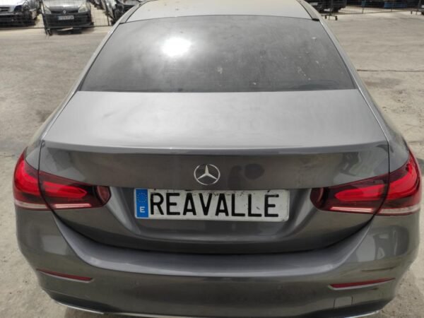 Porton trasero Mercedes Benz Clase A (W177) A 180 D (116 CV)
