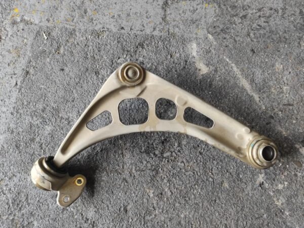 Brazo suspension inferior delantero izquierdo Bmw Serie 3 (E46, 2001) 320d (150 cv) - Imagen 2