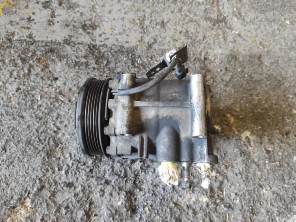 Compresor aire acondicionado Ford Fiesta VII 1.6 TDCi (90cv)