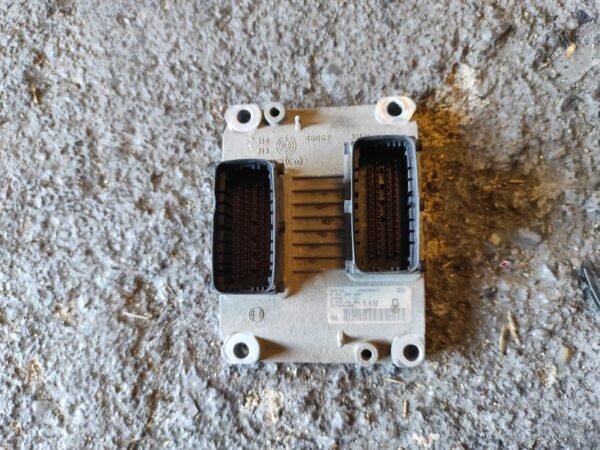 Centralita motor uce Lancia Ypsilon (843) 1.2 i 16V (80 cv)