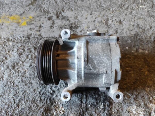 Compresor aire acondicionado Lancia Ypsilon (843) 1.2 i 16V (80 cv) - Imagen 2