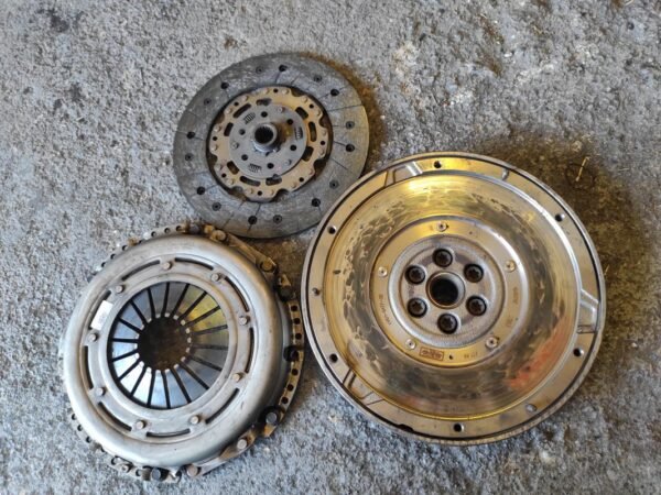 Kit embrague Ford C-MAX II (Versión 2015) 1.5 TDCi (120 cv) - Imagen 3
