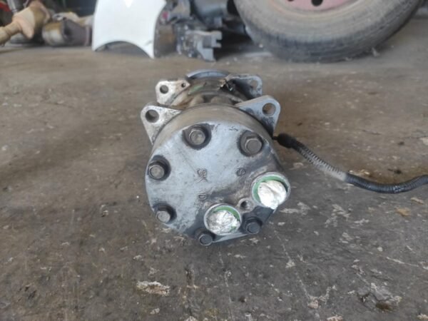 Compresor aire acondicionado Peugeot 205 II (20A/C) 1.8 D (59 cv) - Imagen 3