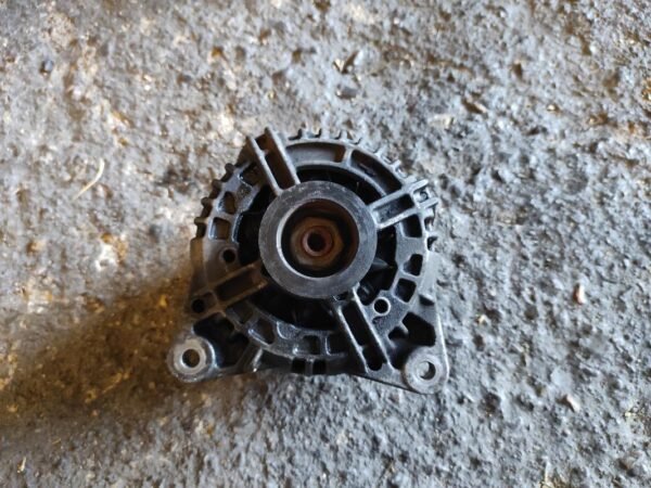 Alternador Opel Movano Combi (J9) 2.5 CDTI (146 cv) - Imagen 2