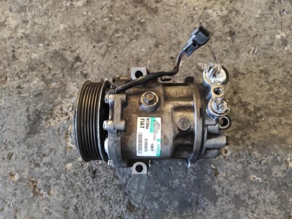 Compresor aire acondicionado Fiat Grande Punto 1.3 D Multijet (75 cv) - Imagen 2
