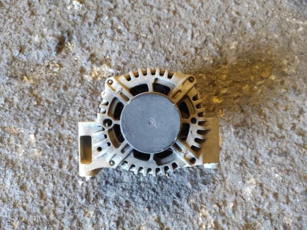 Alternador Fiat Grande Punto 1.3 D Multijet (75 cv) - Imagen 2