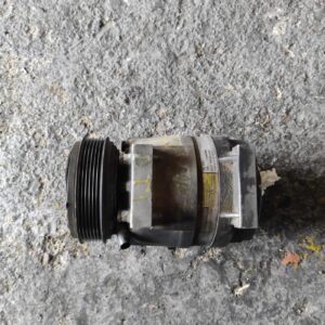 Compresor aire acondicionado Renault Scenic I 1.9 D (64 cv)