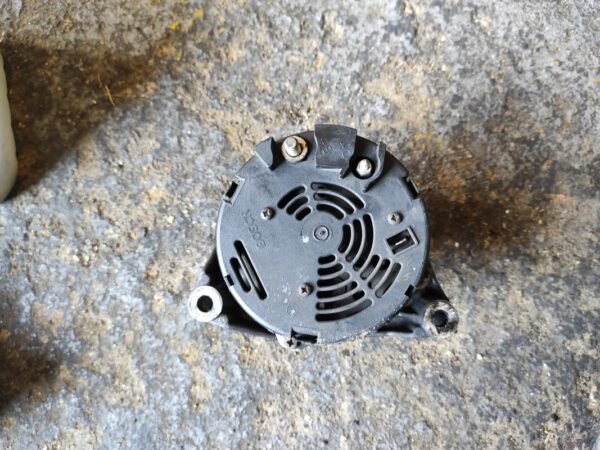 Alternador Mercedes Benz Clase C (W202) C 250 Turbo-D (202.128) (150 cv) Automatico - Imagen 3