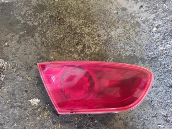 Piloto trasero izquierdo Seat Leon II (1P) 1.9 TDI (105 cv)