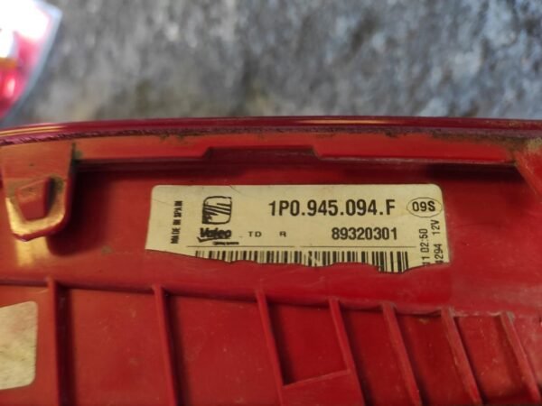 Piloto trasero derecho Seat Leon II (1P) 1.9 TDI (105 cv) - Imagen 3