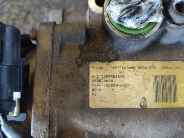 Compresor aire acondicionado Ford Transit Connect 1.8 DI (75 cv) - Imagen 4