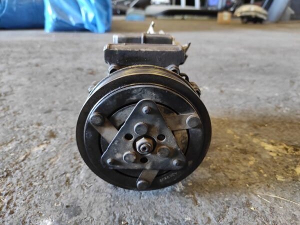 Compresor aire acondicionado Peugeot 206 1.4 HDi (68 cv) - Imagen 3