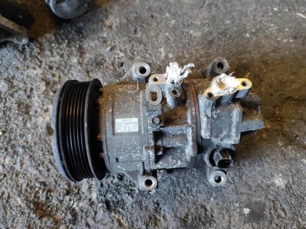 Compresor aire acondicionado Toyota Corolla Verso II 1.8 VVT-i (129 cv) - Imagen 2