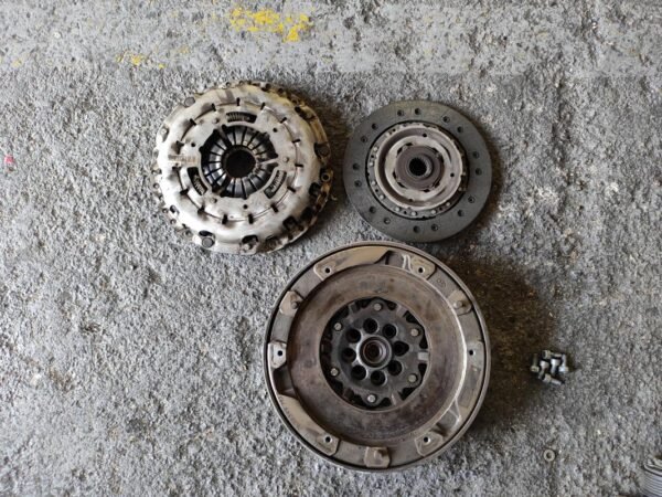 Kit embrague Bmw Serie 1Hatchback (F20) 116d (116 cv) - Imagen 3