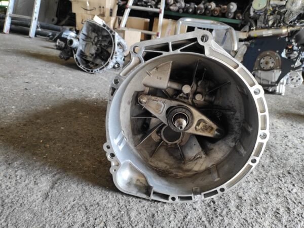 Caja cambios Bmw Serie 1Hatchback (F20) 116d (116 cv) - Imagen 2