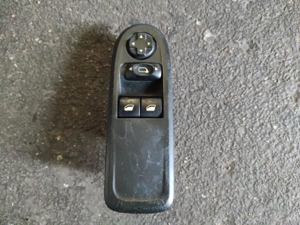 Mando elevalunas delantero izquierdo Peugeot 308 I 1.6I 16V VTi (120 cv) 3d
