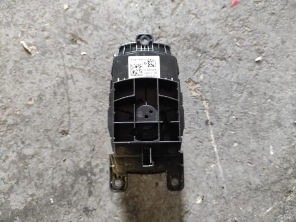 Joystick Bmw Serie 1Hatchback (F20) 116d (116 cv) - Imagen 2