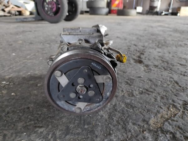Compresor aire acondicionado Peugeot 407 2.0 HDi (136 cv) - Imagen 3