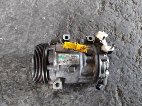 Compresor aire acondicionado Peugeot 407 2.0 HDi (136 cv) - Imagen 2