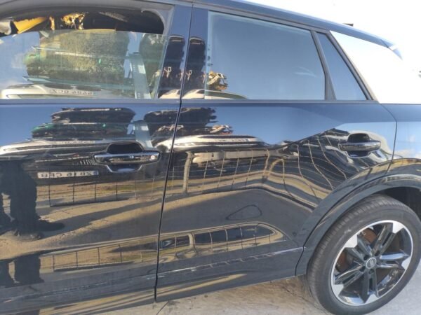 Puerta trasera izquierda Audi Q2 30 TDI (115cv)