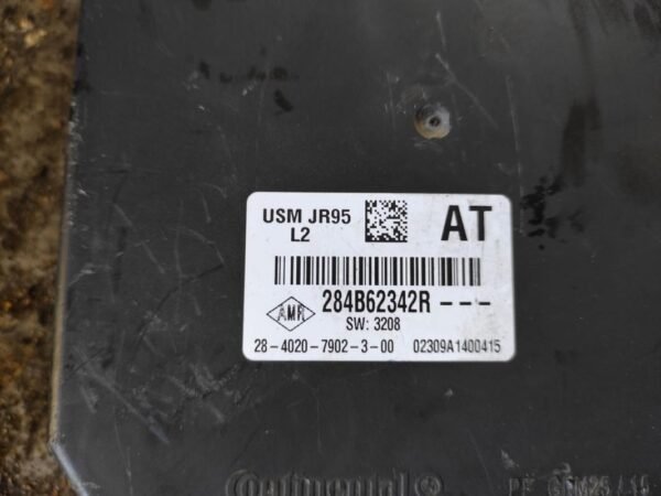 Caja de reles / fusibles Renault Scenic III 1.5 DCI (106 CV) - Imagen 2