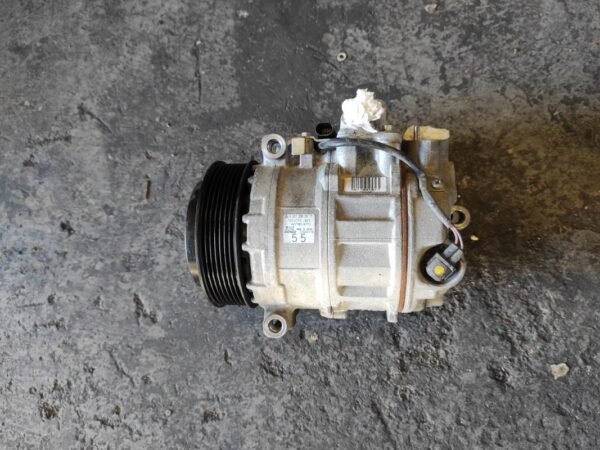 Compresor aire acondicionado Mercedes Benz Clase C (W203) C 180 Kompresor (203.046) (143 cv) - Imagen 2