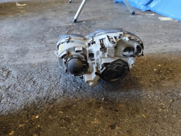 Faro derecho Mercedes Benz Clase C (W203) C 180 Kompresor (203.046) (143 cv) - Imagen 2