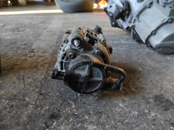 Alternador Kia Carens III 2.0 CRDi (115 cv) - Imagen 3