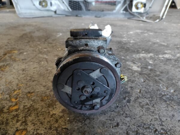 Compresor aire acondicionado Citroen C4 I Picasso (Fase I, 2007) 1.6 HDi (109 cv) - Imagen 3
